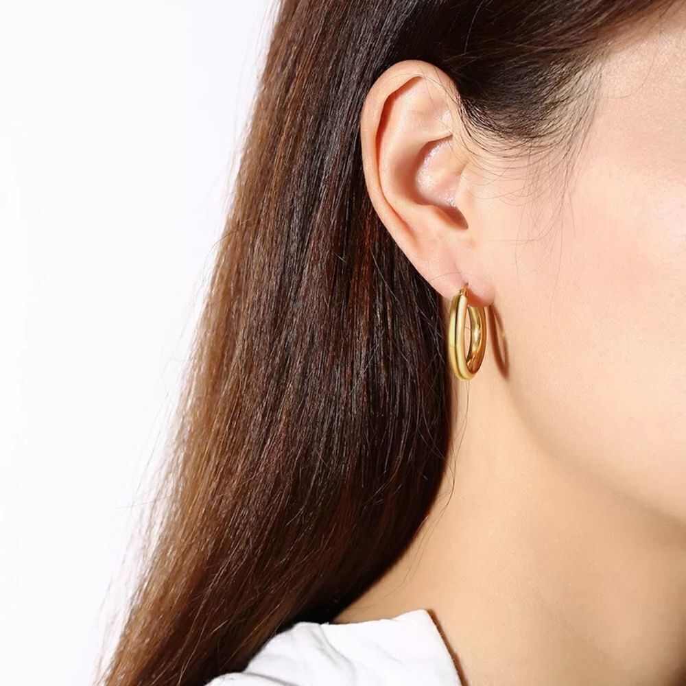 Madewell Chunky 18k Gold Filled Solid Hoop Earrings Huggie Style 1 Inch - Picture 5 of 8